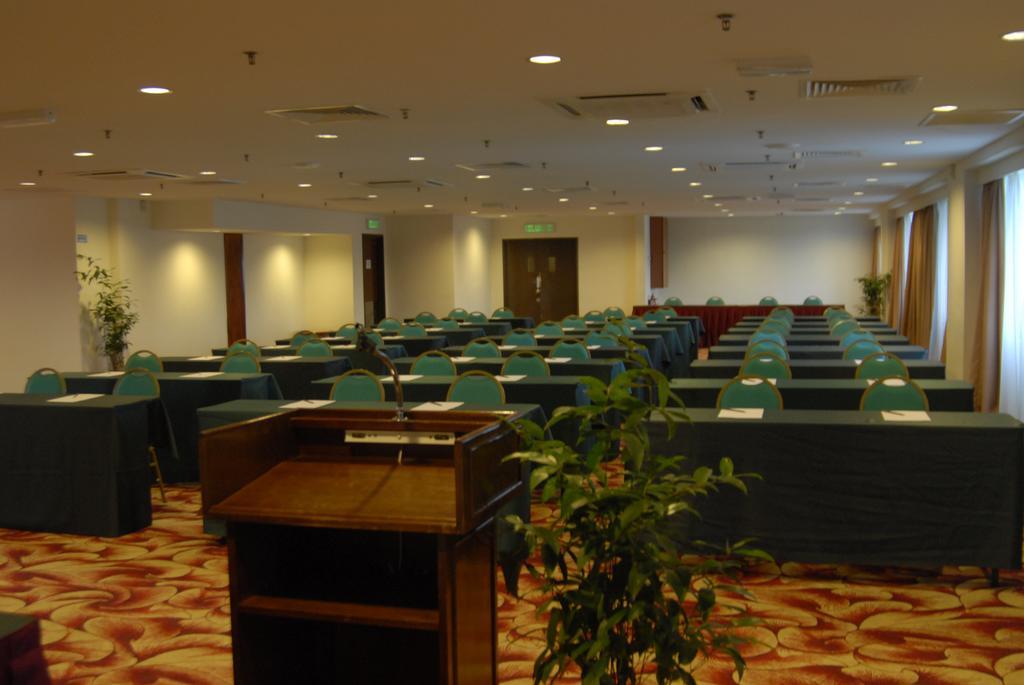 Mandarin Court Hotel - Kuala Lumpur — Photos 1